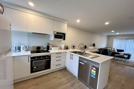 Photo of property in 8/125b Metcalfe Road, Ranui, Auckland, 0612