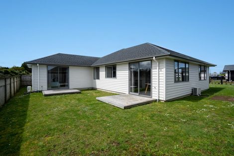 Photo of property in 15 Hehan Close, Cambridge, 3434