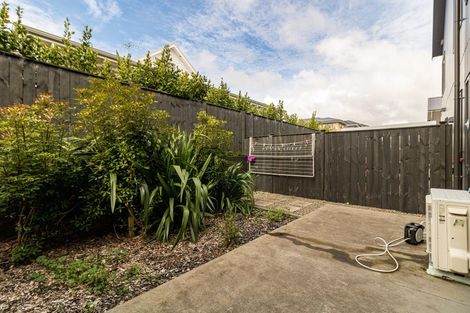 Photo of property in 35 Koura Drive, Red Beach, 0932