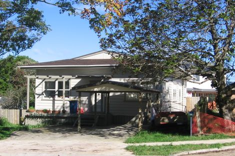 Photo of property in 40 Garelja Road, Henderson, Auckland, 0612