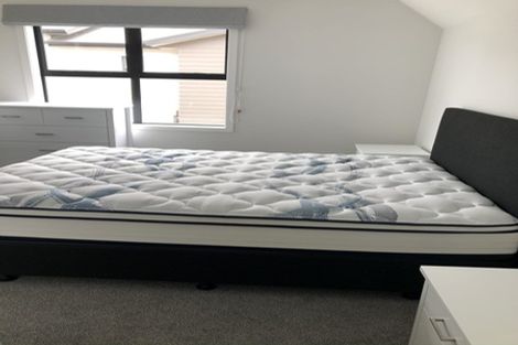 Photo of property in 27u2 Seddon Road, Frankton, Hamilton, 3204