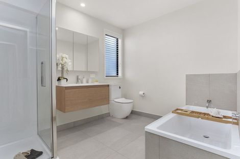 Photo of property in 53b Red Beach Road, Red Beach, 0932