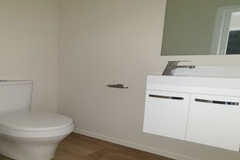 Photo of property in 19u7 Collins Avenue, Tawa, Wellington, 5028
