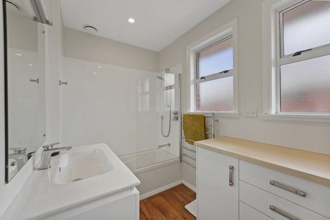 Photo of property in 5 Milton Street, Trentham, Upper Hutt, 5018