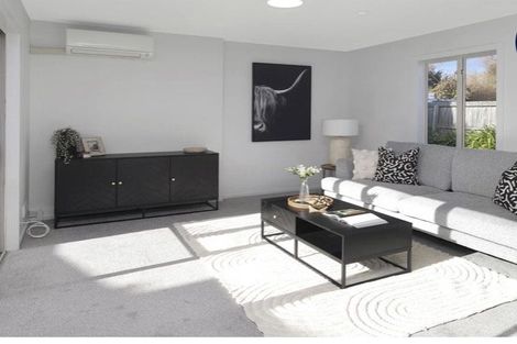 Photo of property in 2/34 Mona Vale Avenue, Riccarton, Christchurch, 8011