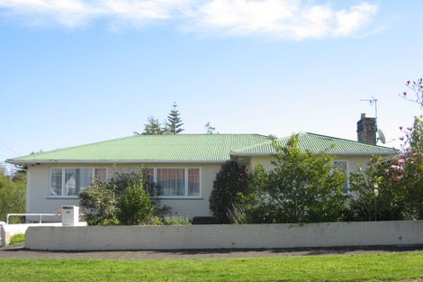 Photo of property in 92 Brooklands Road, Brooklands, New Plymouth, 4310