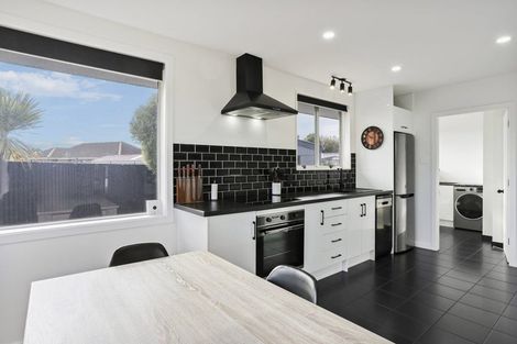 Photo of property in 28 Shetland Street, Woolston, Christchurch, 8062