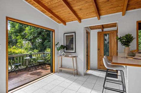 Photo of property in 1/234 Beach Road, Campbells Bay, Auckland, 0630