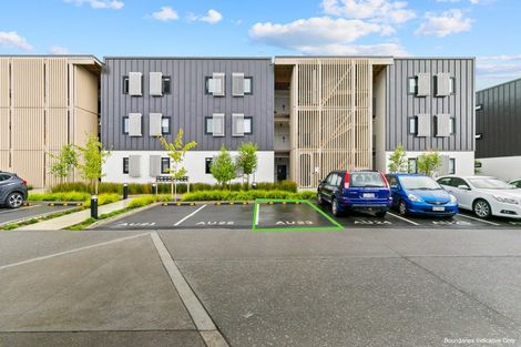 Photo of property in 3/167 Hobsonville Point Road, Hobsonville, Auckland, 0616