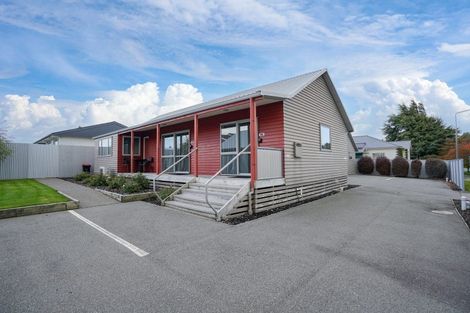 Photo of property in 10a-b Camden Street, Turnbull Thomson Park, Invercargill, 9810