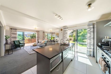 Photo of property in 18 Cresswell Place, Johnsonville, Wellington, 6037