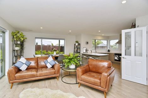 Photo of property in 1 Kohi Drive, Parklands, Christchurch, 8083