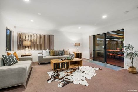 Photo of property in 1/13 Thornton Road, Milford, Auckland, 0620