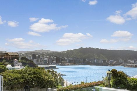 Photo of property in 1a/22 Telford Terrace, Oriental Bay, Wellington, 6011