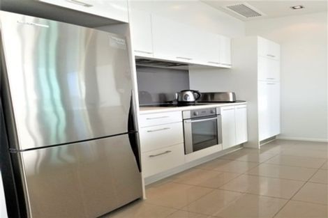 Photo of property in Sentinel Apartments, 1102/3 Northcroft Street, Takapuna, Auckland, 0622