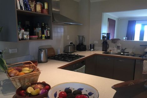 Photo of property in 58 Provence Esplanade, Te Atatu Peninsula, Auckland, 0610