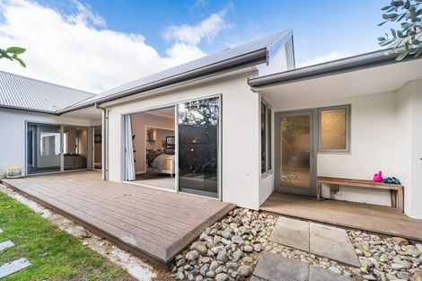 Photo of property in 5 Heritage Place, Terrace End, Palmerston North, 4410