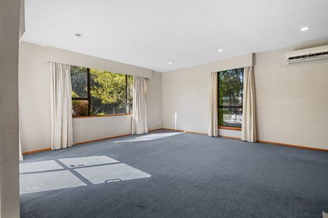 Photo of property in 39 Tintern Avenue, Avonhead, Christchurch, 8042