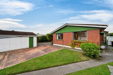 Photo of property in 70 Toorak Avenue, Avonhead, Christchurch, 8042