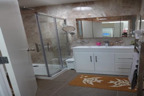 Photo of property in 76 Ferndown Avenue, Papatoetoe, Auckland, 2025