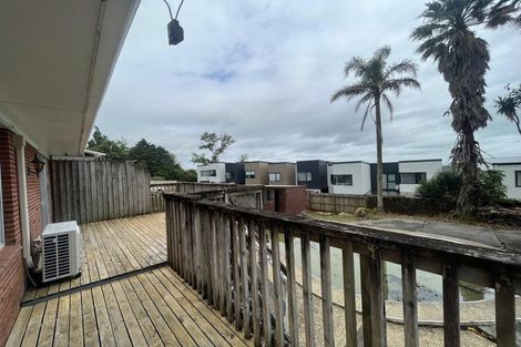 Photo of property in 64 Royal Road, Massey, Auckland, 0614