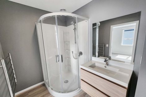 Photo of property in 2/41 Main Road, Wainuiomata, Lower Hutt, 5014