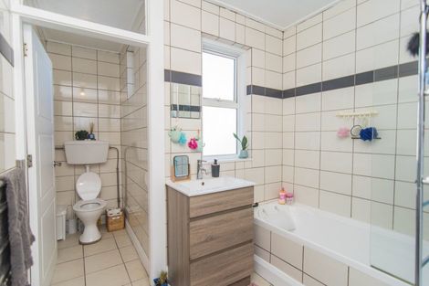 Photo of property in 60 Evans Street, Maori Hill, Timaru, 7910