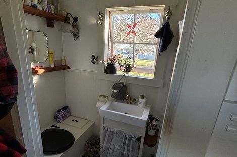 Photo of property in 2 Hill Street, Macraes, Palmerston, 9483