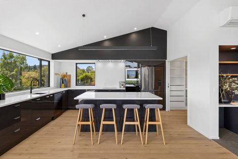 Photo of property in 93 Plantation Road, Wanaka, 9305