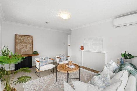 Photo of property in 6 Lyall Place, Bryndwr, Christchurch, 8053