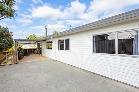 Photo of property in 63a Omapere Street, Whitby, Porirua, 5024