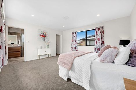 Photo of property in 32 Carrygawley Road, Flat Bush, Auckland, 2019