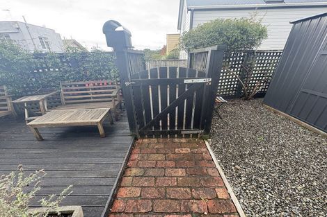 Photo of property in 18b Saint Mary Street, Thorndon, Wellington, 6011