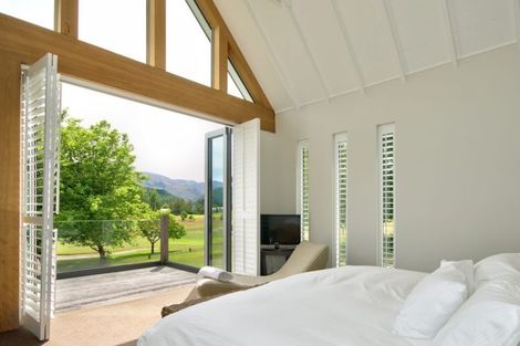 Photo of property in 397 Arrowtown-lake Hayes Road, Arrowtown, 9371