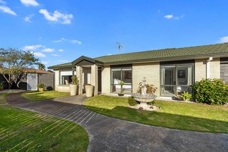 Photo of property in 21 Balmacewen Place, Mount Maunganui, 3116