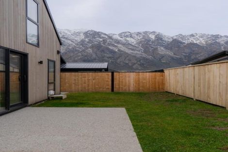 Photo of property in 43 Barn Road, Jacks Point, 9371