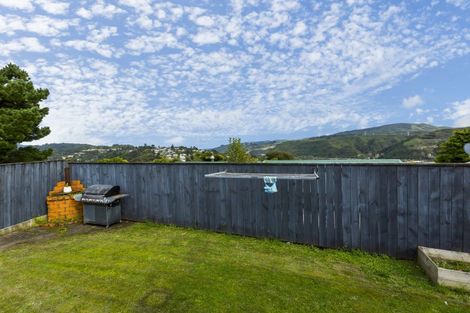 Photo of property in 44 Lord Street, Stokes Valley, Lower Hutt, 5019