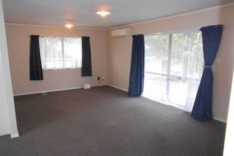 Photo of property in 27 Wai-iti Crescent, Woburn, Lower Hutt, 5010
