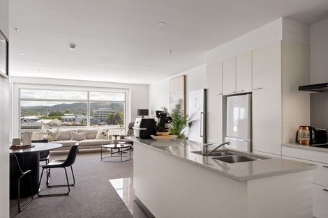 Photo of property in Marina View Apartments, 303/4 Reads Quay, Gisborne, 4010