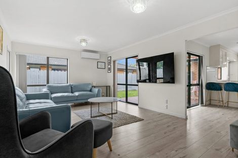 Photo of property in 32 Eastland Road, Flat Bush, Auckland, 2019