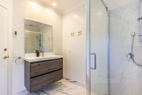 Photo of property in 22 Maple Grove, Acacia Bay, Taupo, 3385