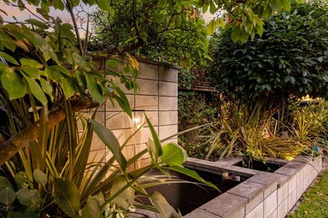 Photo of property in 52 Crofton Road, Harewood, Christchurch, 8051
