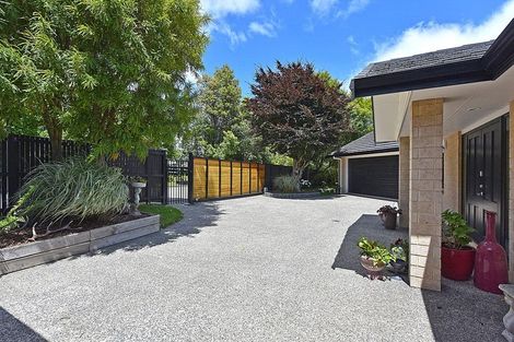 Photo of property in 347a Main Road North, Brown Owl, Upper Hutt, 5018