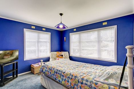 Photo of property in 27 Thornley Street, Titahi Bay, Porirua, 5022