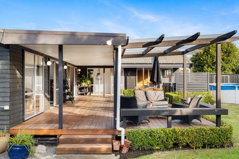 Photo of property in 11 Holyrood Street, Taradale, Napier, 4112