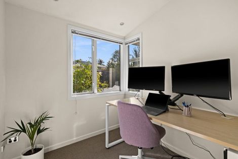Photo of property in 73c Middle Road, Havelock North, 4130
