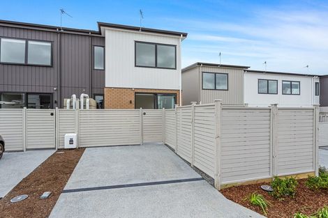 Photo of property in 5 Tara Lane, Manurewa, Auckland, 2102