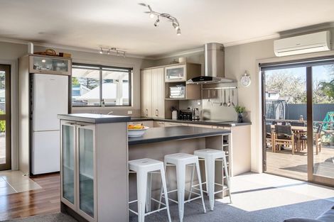 Photo of property in 1 Alexandra Street, Pahiatua, 4910