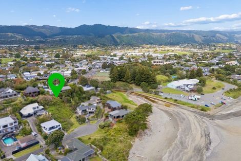 Photo of property in 19 Groves Road, Raumati Beach, Paraparaumu, 5032