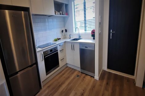 Photo of property in 2/37 Webb Street, St Albans, Christchurch, 8014